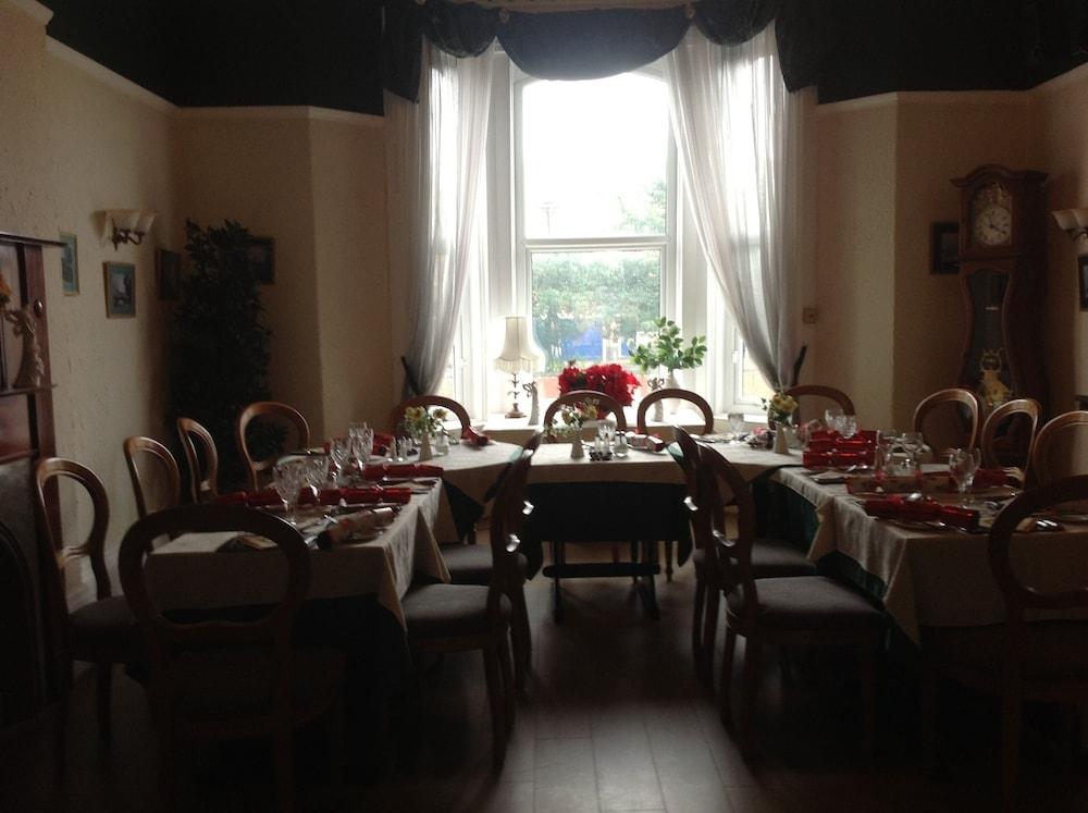 Balmoral Lodge Hotel Southport Ngoại thất bức ảnh